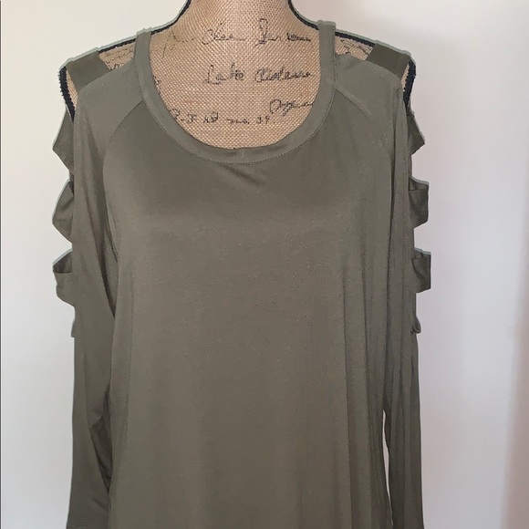 Perch by Blu Pepper Tops - Cute cut out plus size top-NWT!